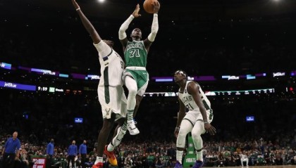 PG电子网站-统治末节+加时赛！施罗德享受MVP级别待遇