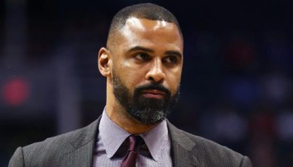 PG电子网站-乌度卡正式亮相凯尔特人：让我们为18冠而奋斗